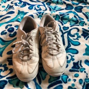 Varsity cheer shoes